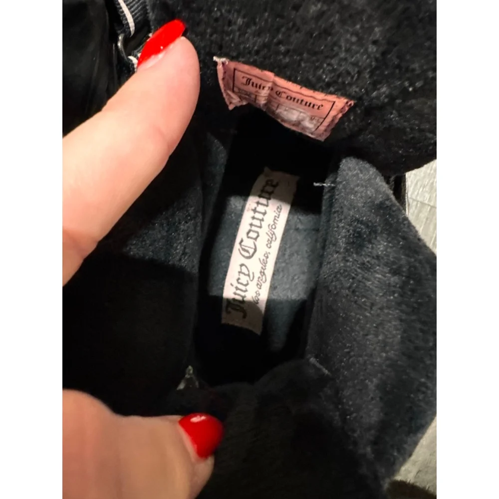 Juicy Couture Veronica‎ logo platform snow boots Size 7